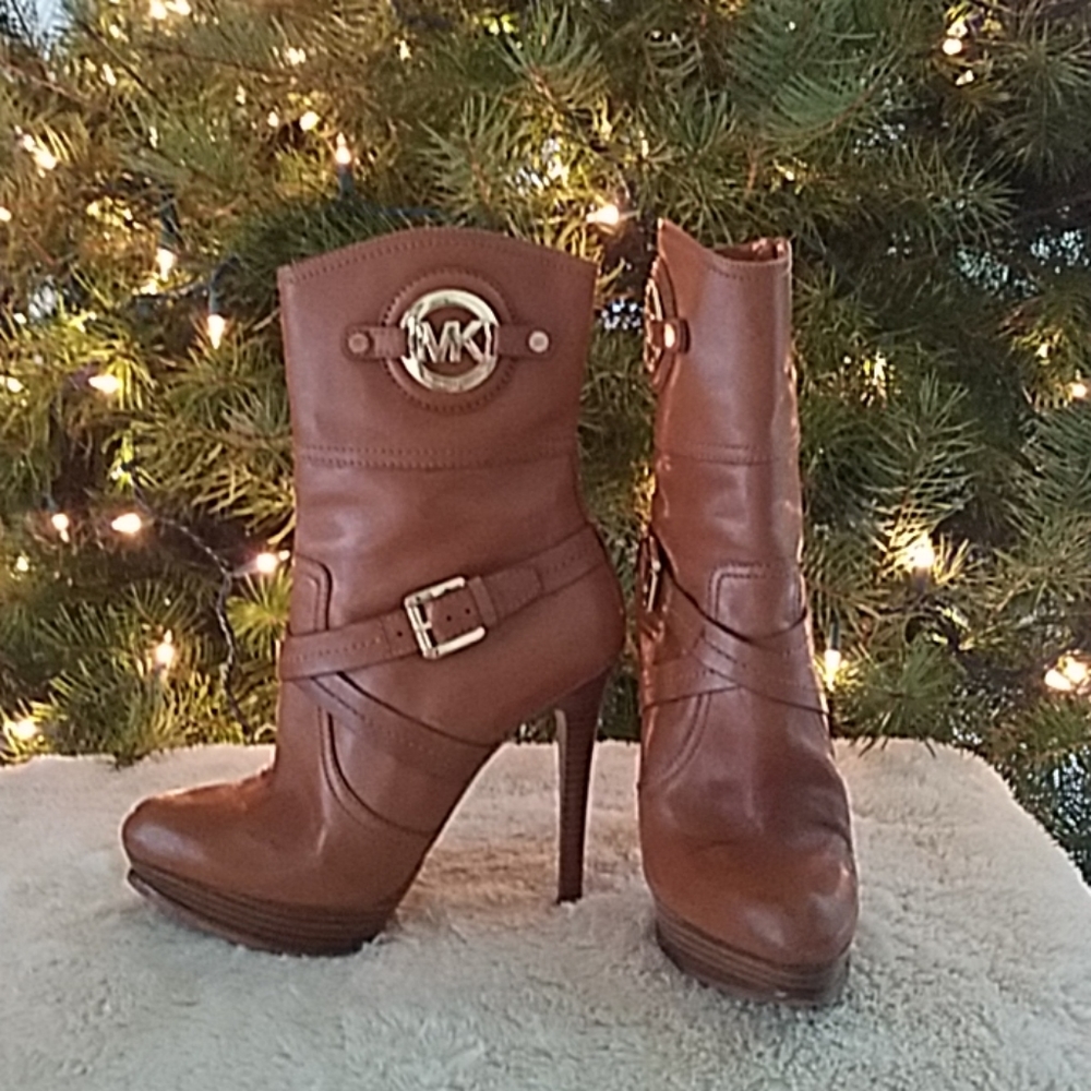 Michael Kors Leather Heeled Boot with Gold Buckle - Picture 2 of 6